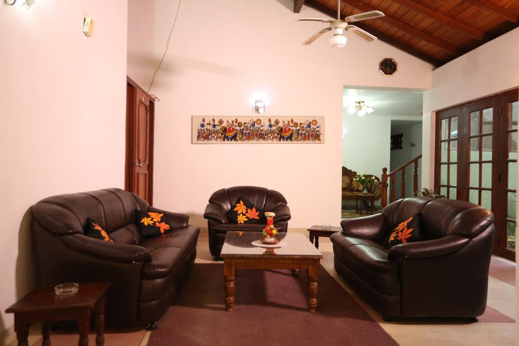 Alcam Holiday Home Kandy Exterior photo