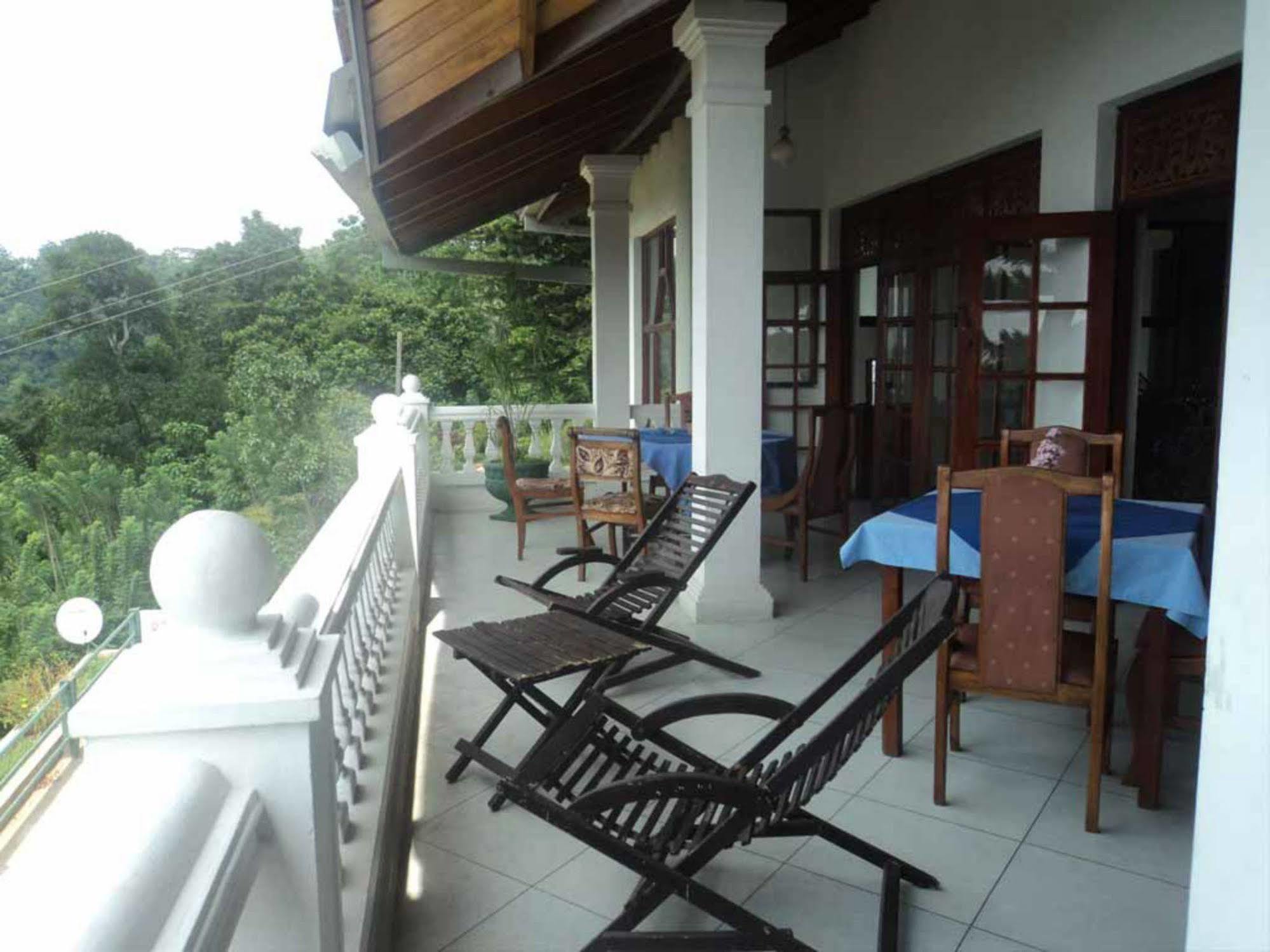 Alcam Holiday Home Kandy Exterior photo