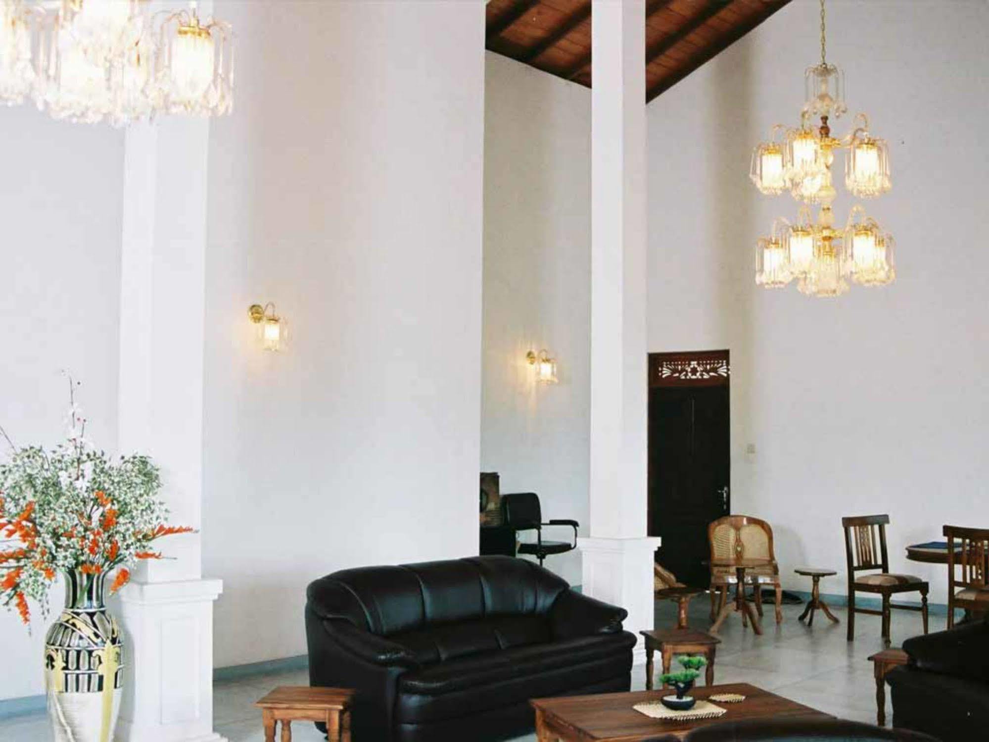 Alcam Holiday Home Kandy Exterior photo